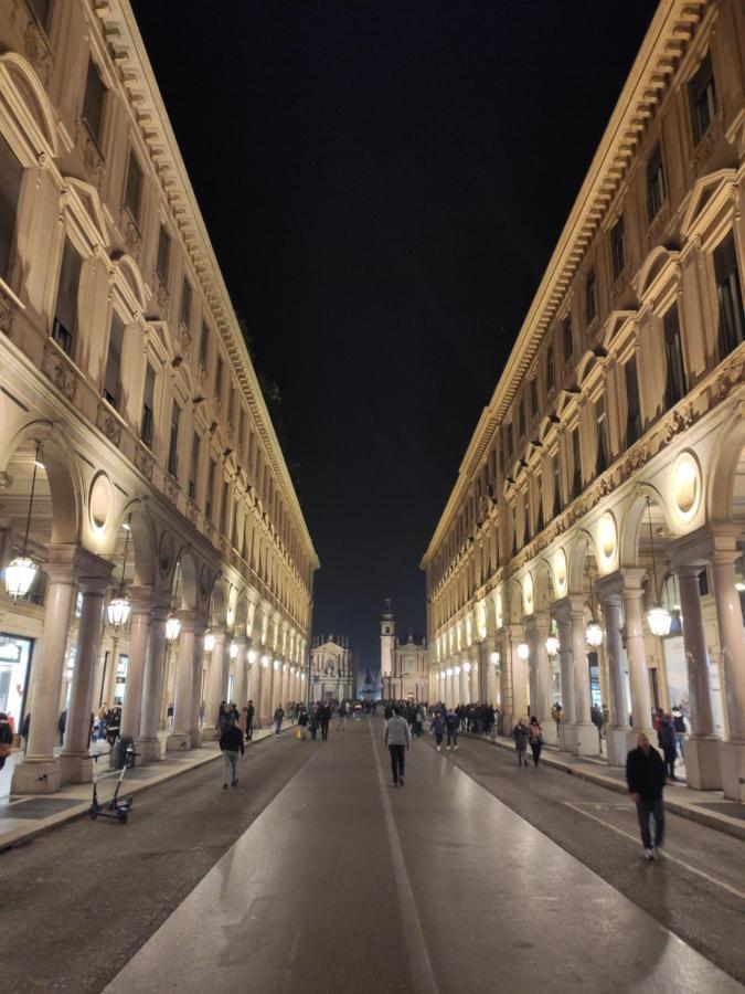 Domus Nova - Una Finestra Sui Tetti Turijn Buitenkant foto