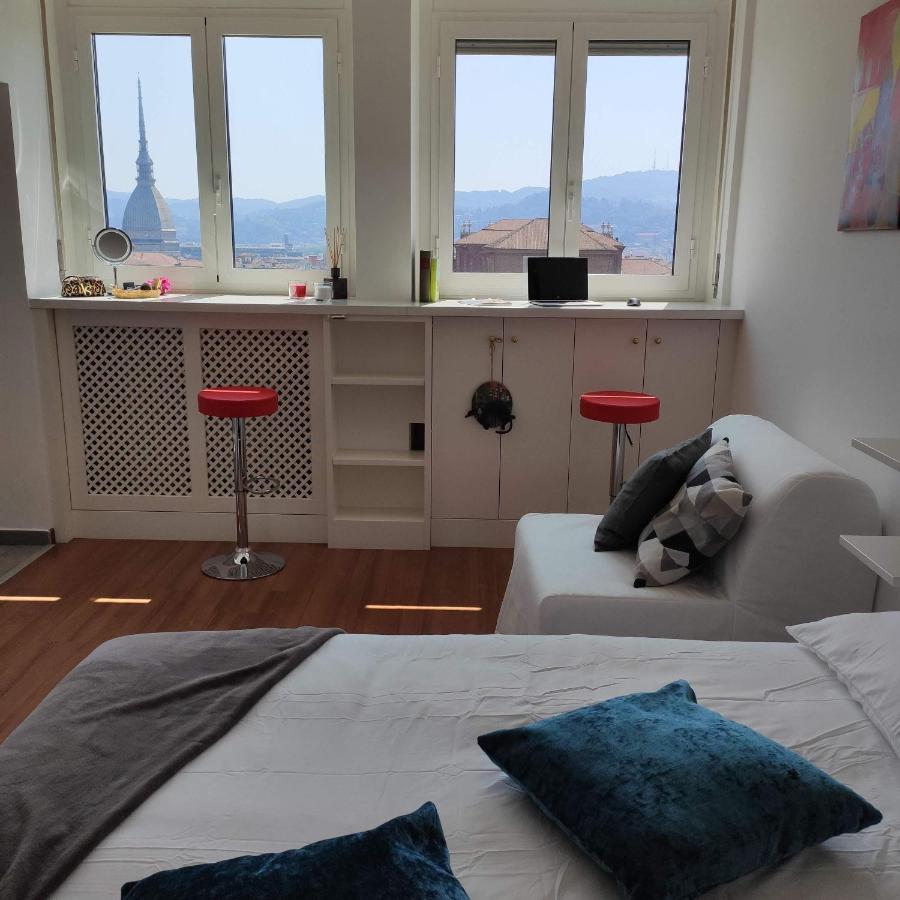 Domus Nova - Una Finestra Sui Tetti Turijn Buitenkant foto