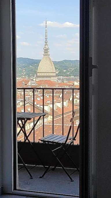 Domus Nova - Una Finestra Sui Tetti Turijn Buitenkant foto
