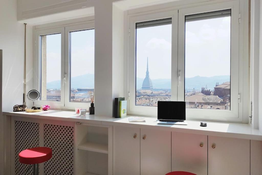 Domus Nova - Una Finestra Sui Tetti Turijn Buitenkant foto